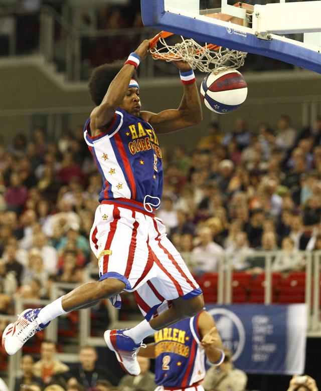 The Harlem Globetrotters in Budapest