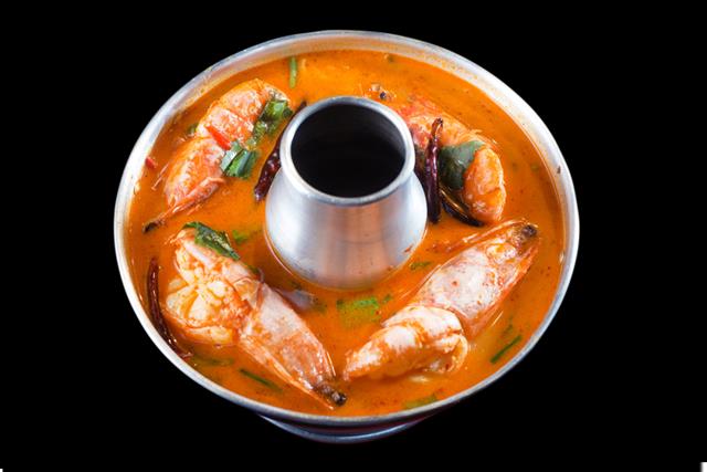 Tom Yum Goong served in hot pot