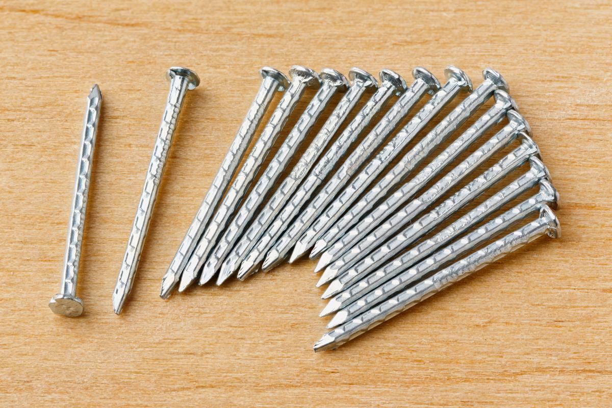 What are Galvanized Nails? What Methods are Used to Produce Them? - Science  Struck