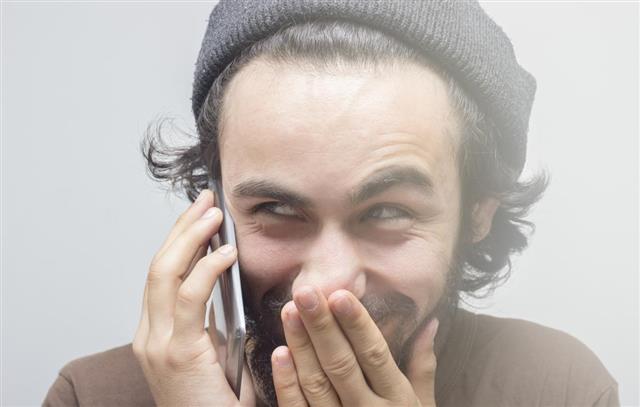 8 Samples of Funny Prank Calls You Can Make to Annoy People - Plentifun