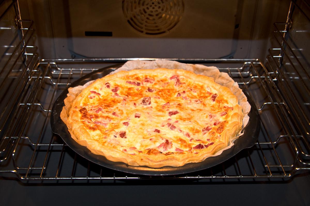 Reheating Quiche In The Oven Tastessence
