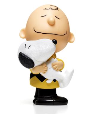 Charlie Brown hugging snoopy Happy Meal toy