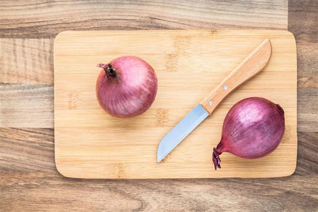 Red Onions Chopping Board Knife