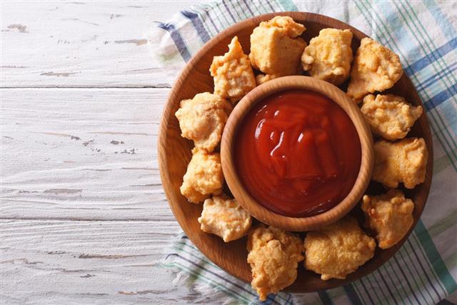 Crispy popcorn chicken with barbecue sauce