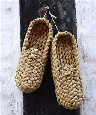 Shoes made of Reed