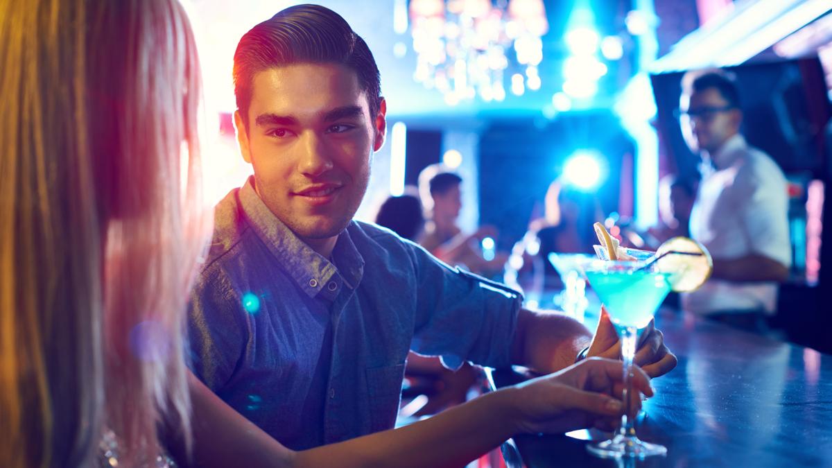 Dedicated to the Bashful Guys: How to Talk to Girls at a Party - Men Wit