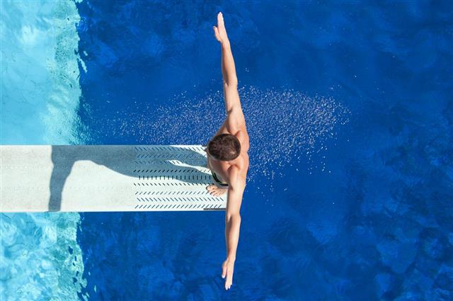 Springboard diving competitor