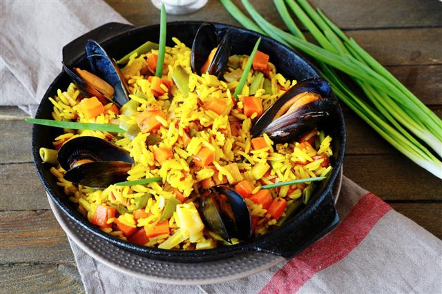 Spanish Paella With Mussels