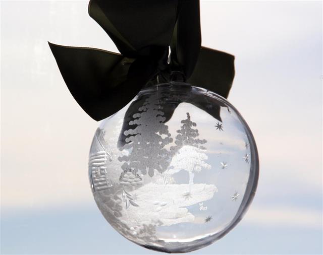 Etched Glass Christmas Ornament