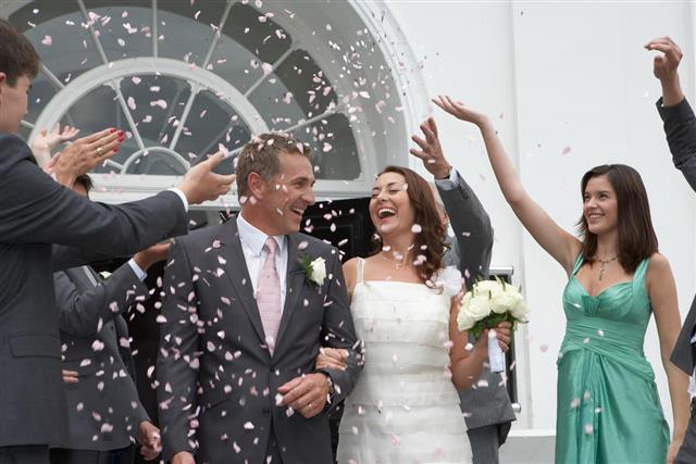 Guests throwing confetti