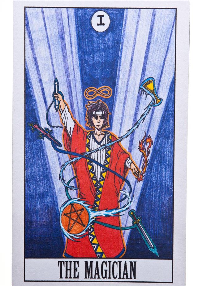 The magician tarot card