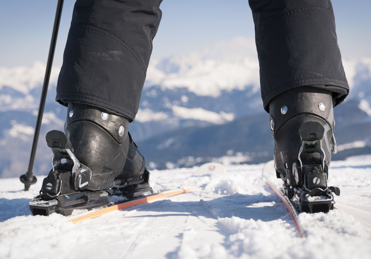 5 Absolutely Important Things to Remember While Choosing Ski Blades ...