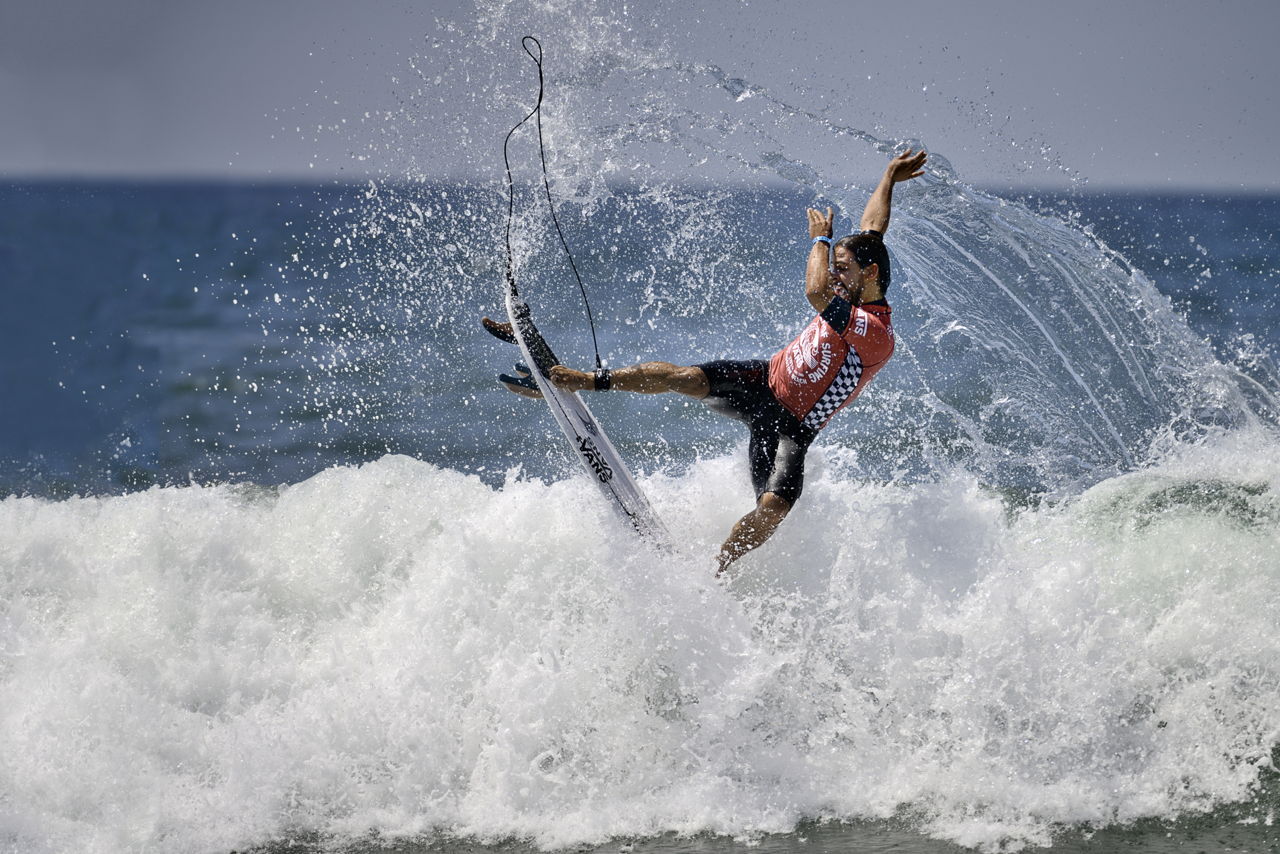 Popular Surfing Competitions