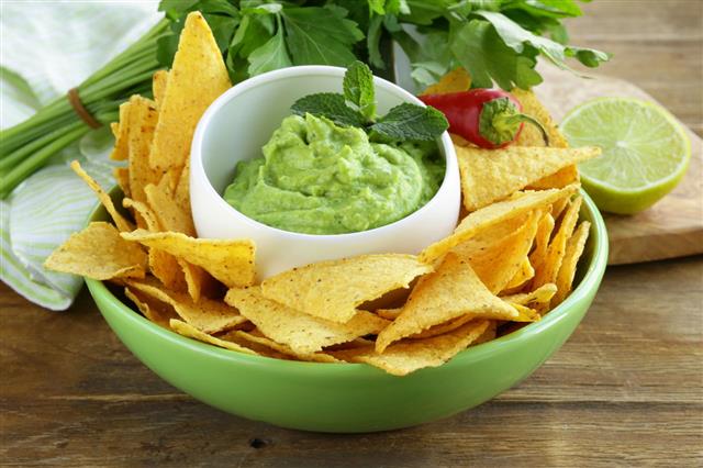 Guacamole And Corn Chips