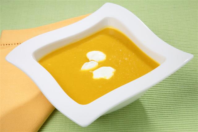 Carrot Soup With Yogurt