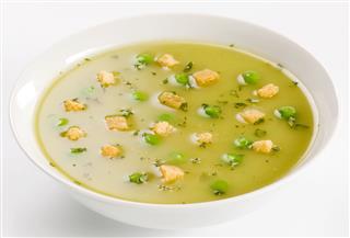 Pea Soup With Croutons