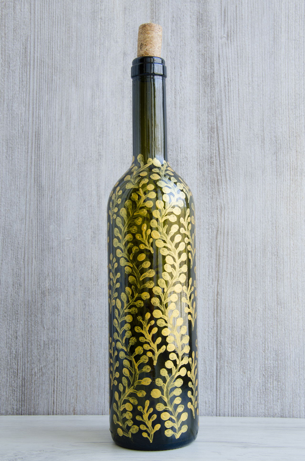Featured image of post Bottle Art Easy Glass Bottle Painting - Easy way to paint bottle.glass bottle art &amp; craft.