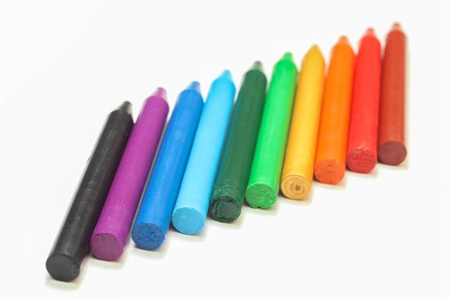 Rainbow Colored Wax Crayons