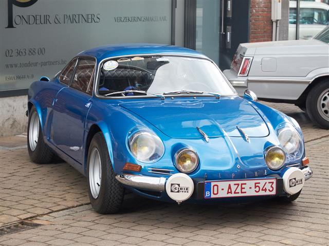 Blue Alpine Renault