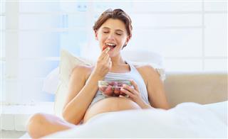Healthy eating for a happy pregnancy