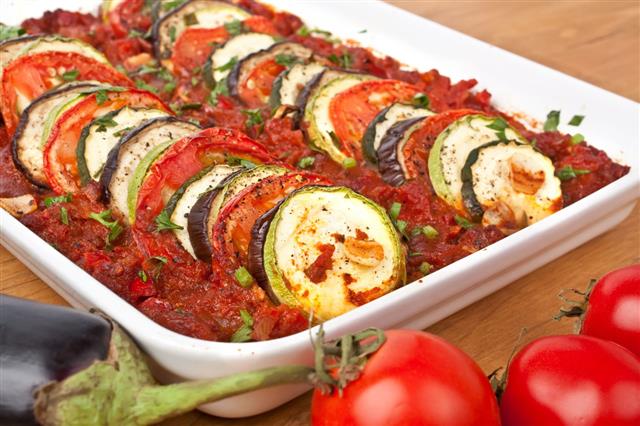 Baked Vegetables With Tomato Sauce