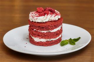 Red Velvet Cake With Cream