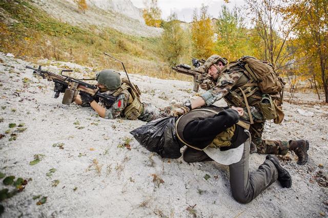 Rangers Team Captured Terrorists In Mountains