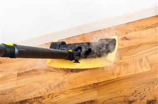 Floors Cleaning With Steam
