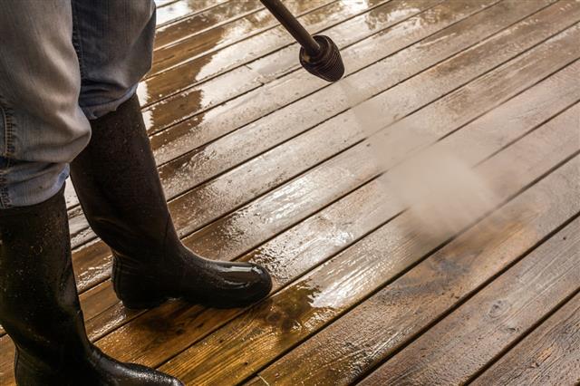 Cleaning Patio Decking