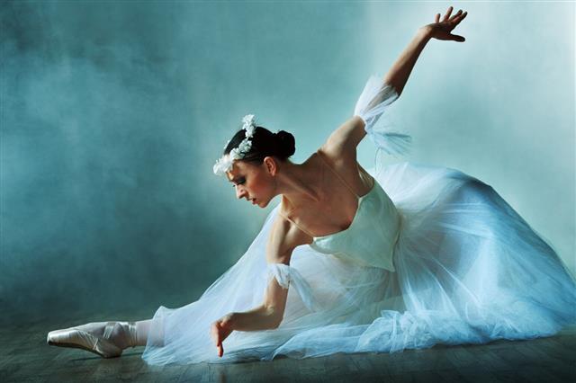 Classical Dancer