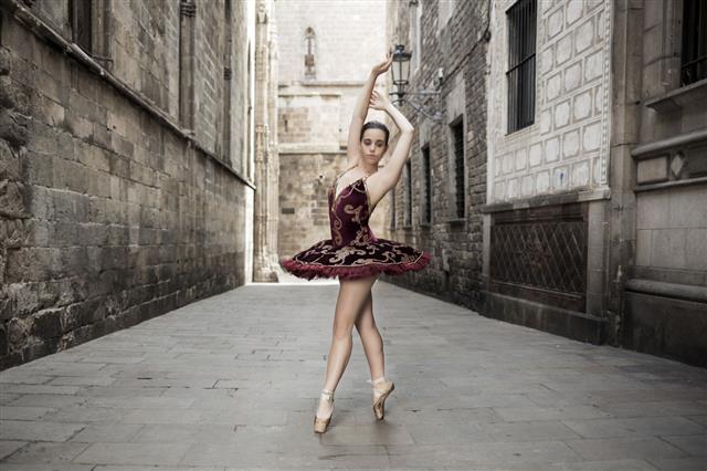 Ballerina In The City