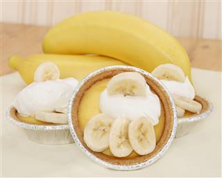 Banana Pudding Tarts