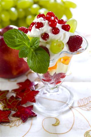 Ice Cream With Fruit