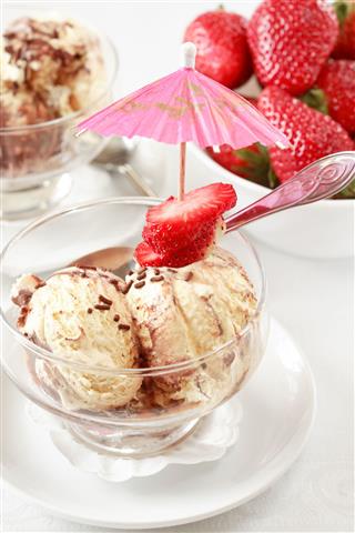Ice Cream With Strawberries