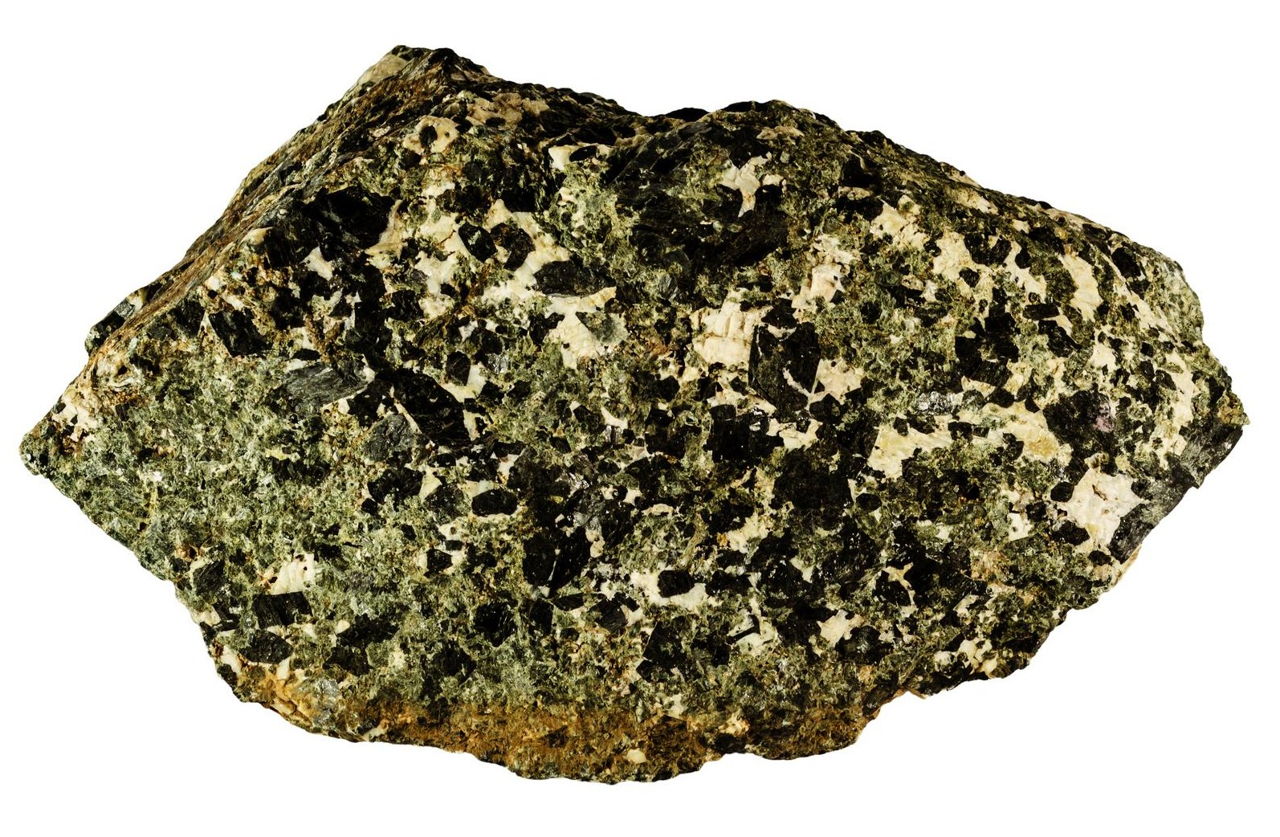 Черный камень с белыми пятнами магматическая порода