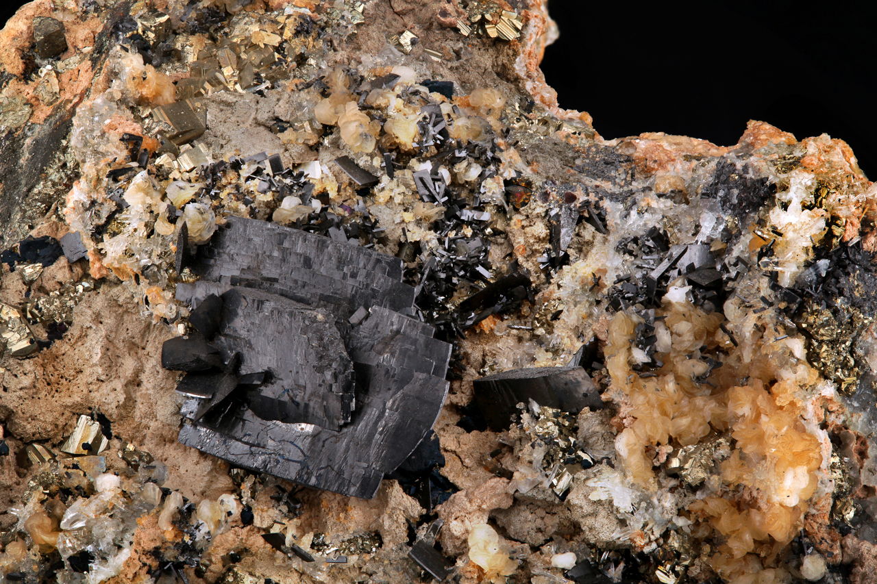 The Top 3 Contenders for the Strongest Metal in the World Science Struck