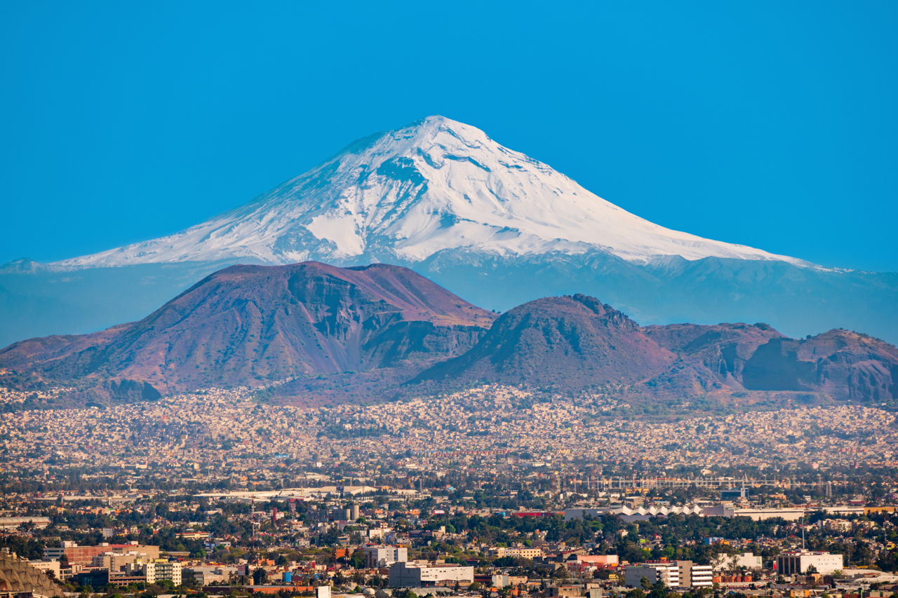 1280 506845144 Popocatepetl Volcano And Mexico City 
