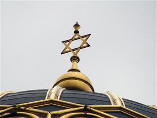 Synagogue Dome In Berlin