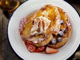 French Toast With Maple Syrup