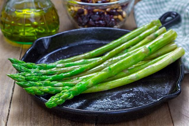 Freshly Cooked Asparagus Appetizer