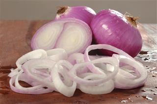 Peeled Onions