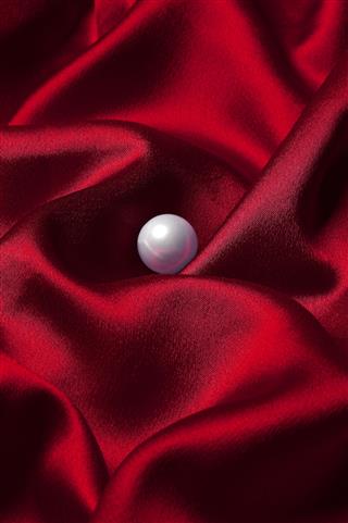 Pearl On Red Satin