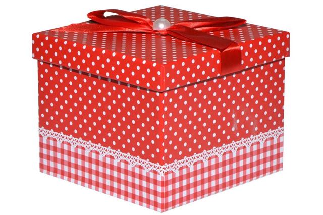 Single Red Gift Box