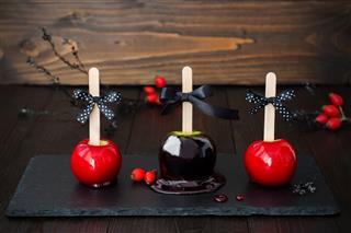 Black And Red Caramel Apples