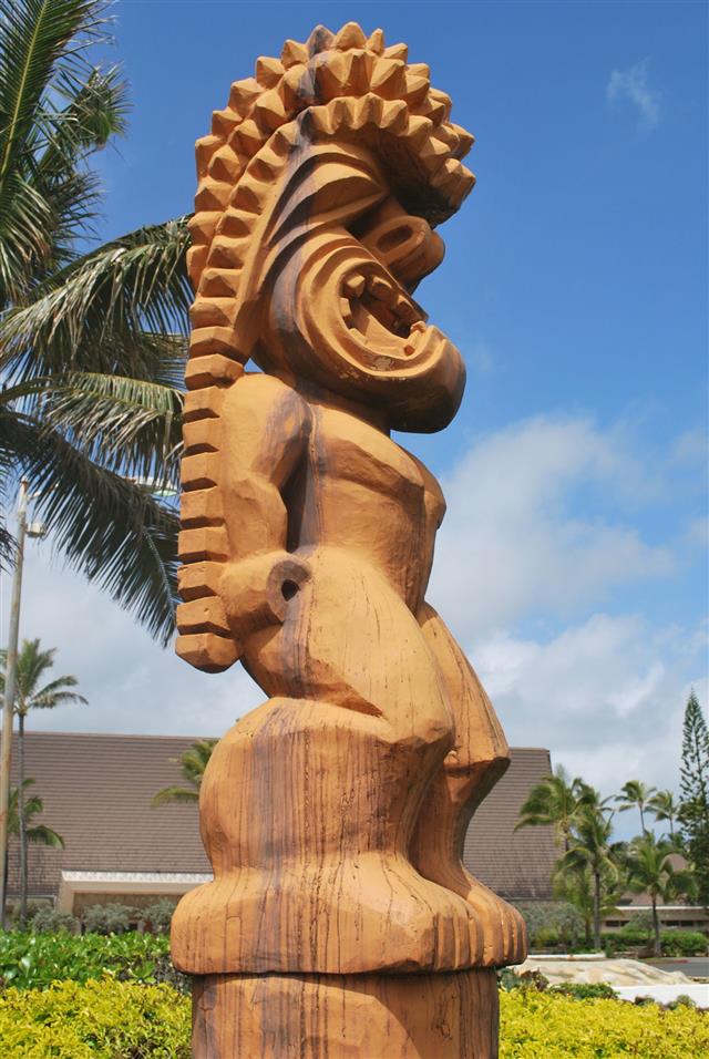 Hawaian Wooden Idol