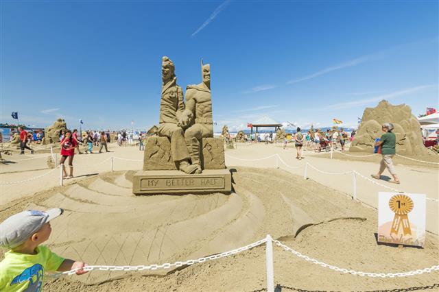 Batman And Joker Sand Sculpture