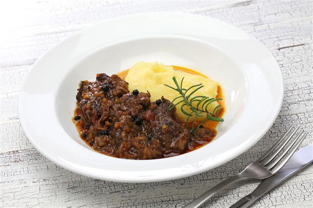 Peposo Tuscan Peppered Beef Stew