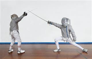 Young Fencers Bouting