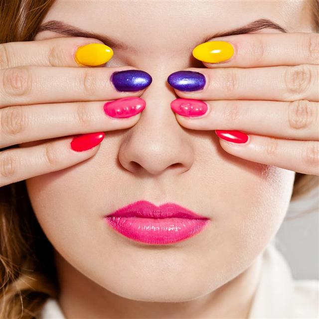 Multicolored manicure