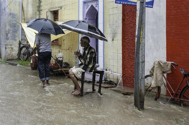 Monsoon Rain And Flash Flood Varanasi